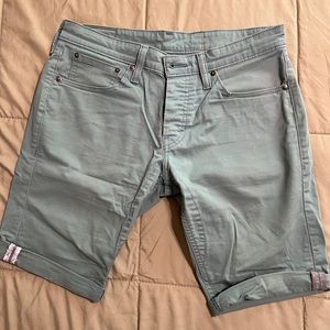 Levi Commuter Shorts